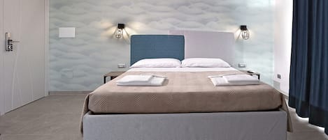 Dafne | Premium bedding, minibar, in-room safe, desk