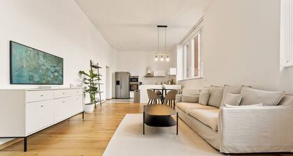 Modernes Castillo Grande über 80 QM