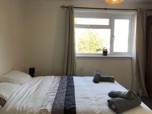 2 chambres, bureau, fer et planche à repasser, Wi-Fi