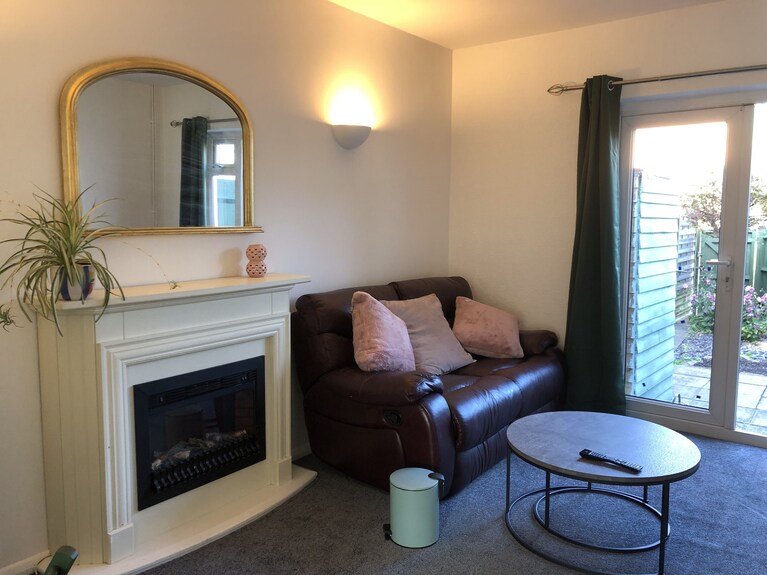Comfy Modern Townhouse/w Free Parking & Garden, Newly Refurbished, Self Catering - Cheltenham