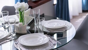 Elite Apartment | In-room dining - Edmor Lite by Edmor Suites (Nairobi)