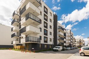 Exterior - Cozy Apartment Lopuszanska by Renters (Warsaw)