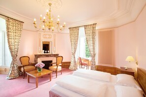 1 bedroom, minibar, free WiFi, bed sheets - Hapimag Château de Chabenet (Le Pont-Chretien-Chabenet)