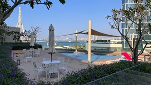 Outdoor pool - Waves Holiday Home - Jaw-Dropping Sea View From This Comfy Retreat (Dubai)