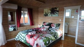 1 bedroom, iron/ironing board, free WiFi, bed sheets - Red Hibiscus Villa 4 (Avarua)