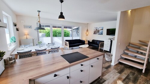 Schwedenhaushälfte Lieblingsplatz am Sehlendorfer Ostseestrand