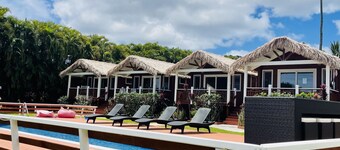 Red Hibiscus Villa 5