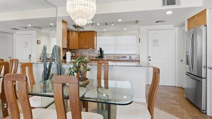 Unclassified image, 4 of 18, button - 2BR, 2BA Marco Island condo with heated pool, WiFi, and full kitchen. (Marco Island)