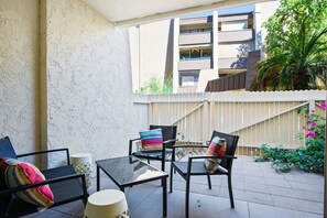 Terrace/patio - OldTown Scottsdale, 1BR Cozy Condo (Scottsdale)