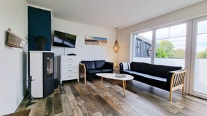 Télévision, cheminée