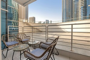 Exterior - Waves - Charming Apt With Balcony, Minutes From The Beach (Dubai)