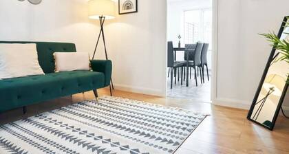 Home in Central Milton Keynes