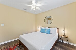 3 Schlafzimmer, Bügeleisen/Bügelbrett, kostenloses WLAN, Bettwäsche