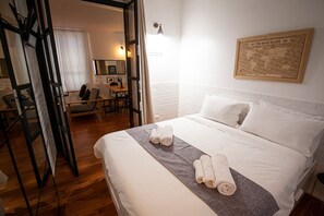 1 chambre, bureau, fer et planche à repasser, Wi-Fi