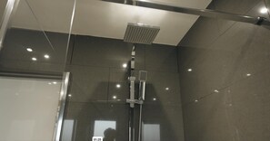House | Bathroom | Shower, hair dryer, towels