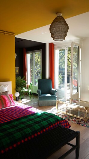 1 chambre, bureau, fer et planche à repasser, Wi-Fi