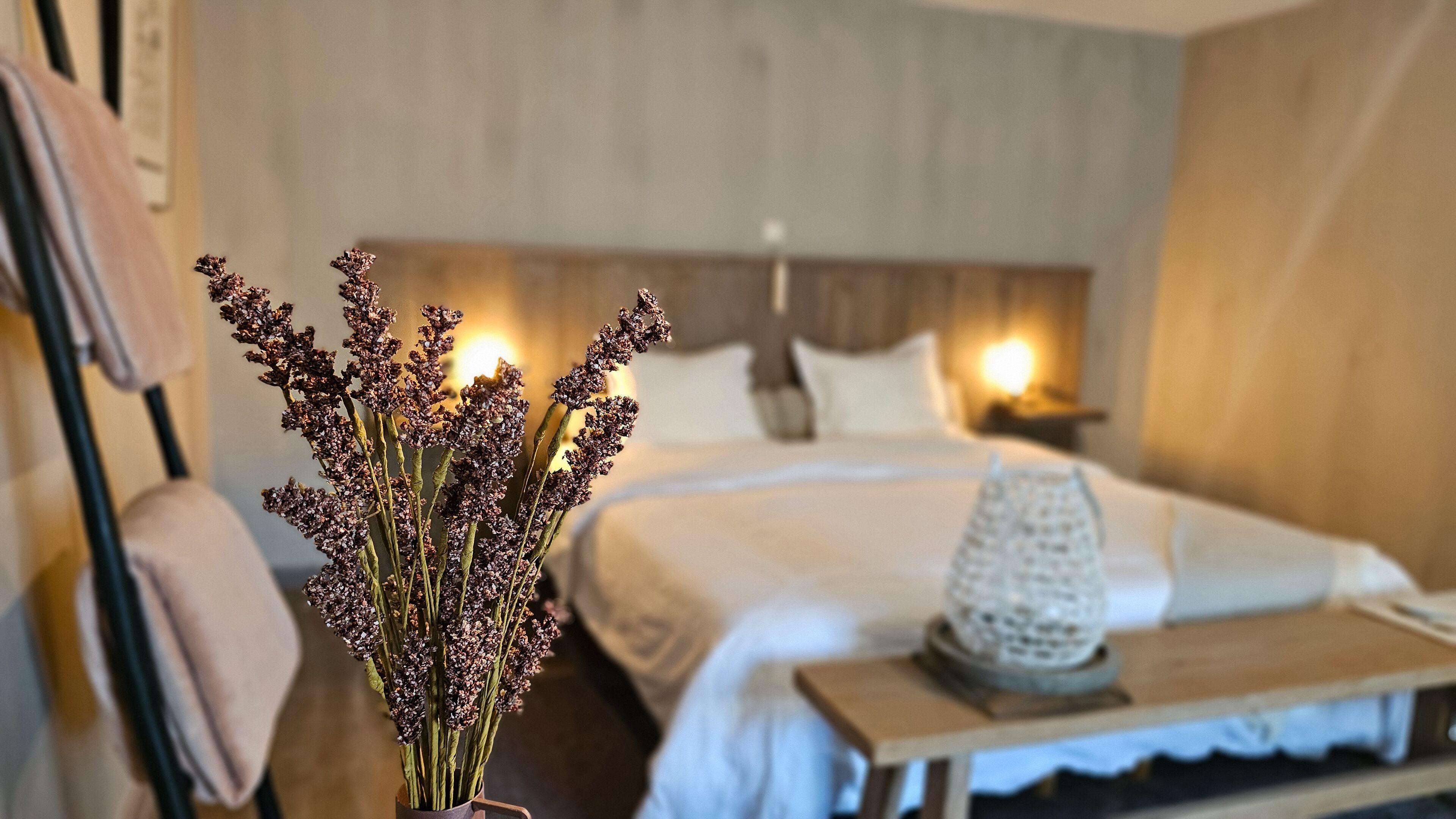 Romantic Double Room | Premium bedding, down comforters, individually decorated, desk