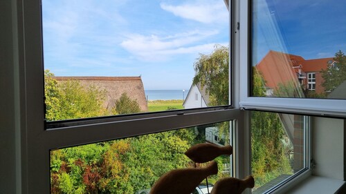 Ostsee Ferienhaushälfte Seebrücke am Schönberger Strand, 150m Fußweg zum Meer