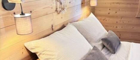 3 habitaciones, cuna de viaje, wifi y ropa de cama
