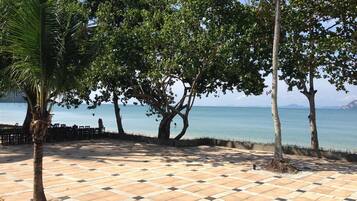 Área de estar no saguão