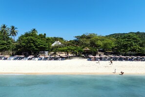 Beach/ocean view - Blue Bay Resort (Ko Yao)