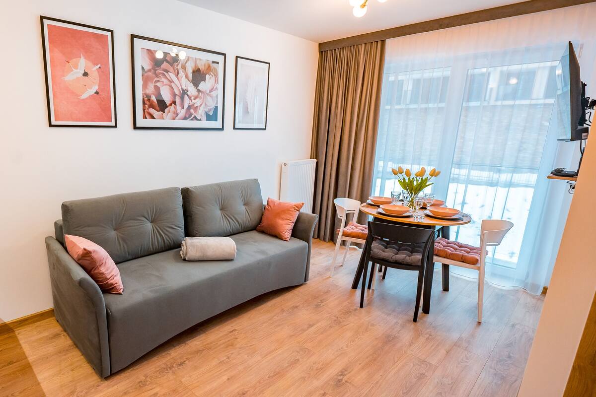 Apartemen (Cicha 12/24 A 2) | Area keluarga | TV layar datar