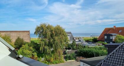 Baltic Sea vacation home Sandbank near the pier on Schönberg beach