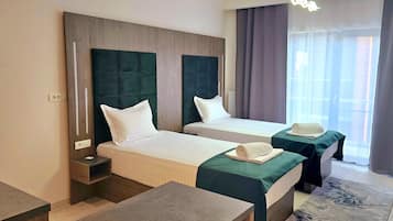 Triple Room | 1 bedroom, premium bedding, memory-foam beds, in-room safe