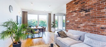 Krakow Villa Heaven with jaccuzi and gym.