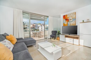 TV