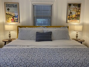 2 bedrooms, desk, free WiFi, bed sheets