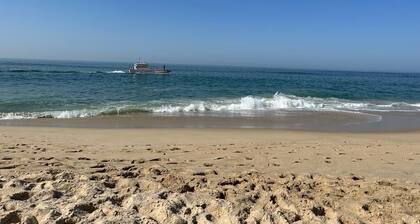 Cosy newly refurbished 1-bed flat, just a 5-min walk from Buarcos beach