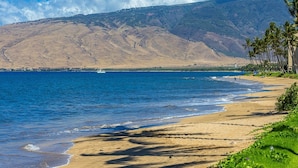 Condo, 2 Bedrooms | Beach | On the beach - Maalaea Surf G8 2 Bedroom Condo (Kihei)