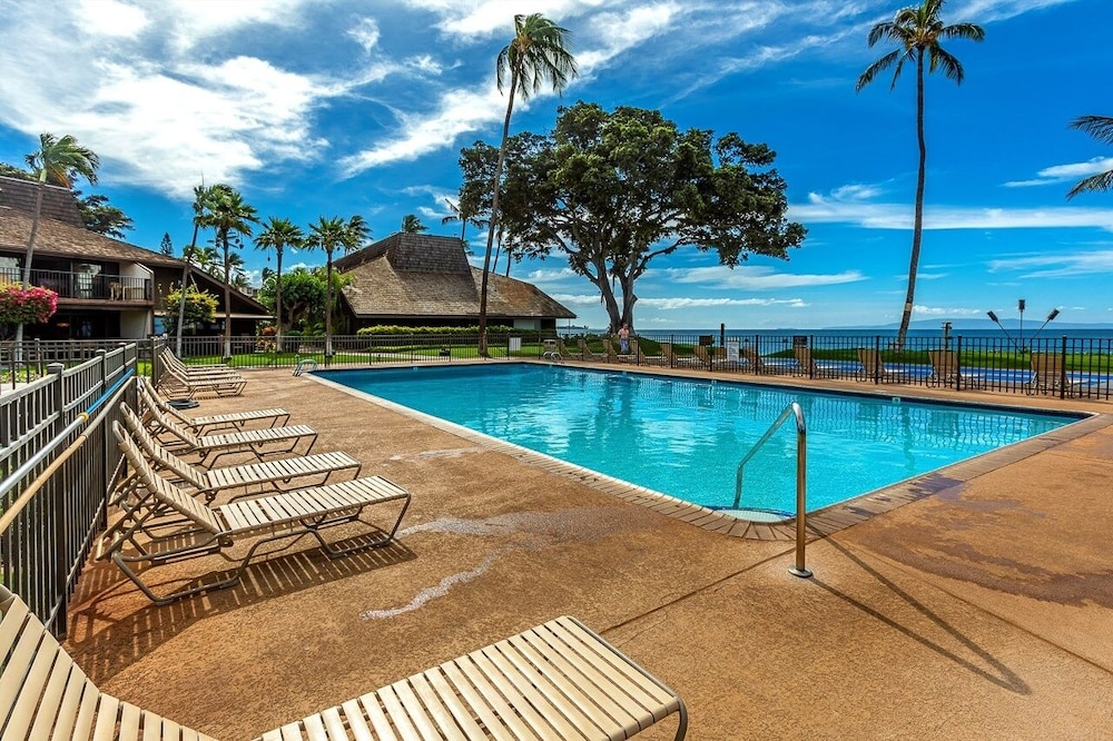 Maalaea Surf Resort by null