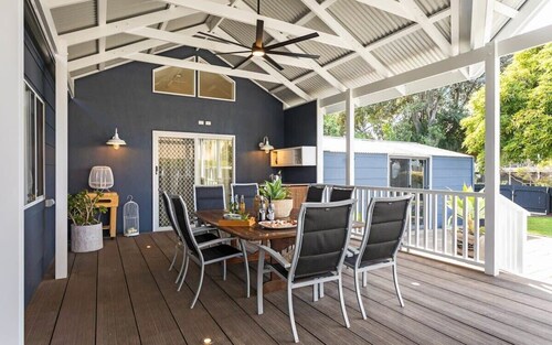 Moet by the Sea 18 Strangways Tce Port Elliot