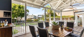 Moet by the Sea 18 Strangways Tce Port Elliot