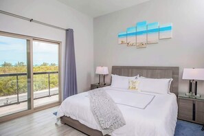 3 bedrooms, in-room safe, iron/ironing board, WiFi