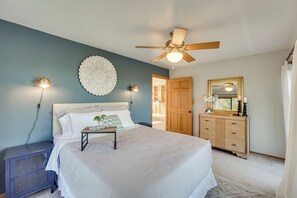 Cottage (1 Bedroom) | Interior - On-site Winery & Tasting Room: Oregon Bungalow! (Central Point)