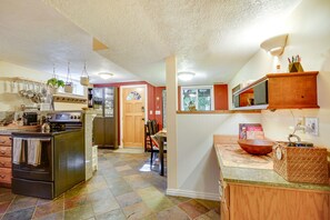 Microwave, oven, stovetop, dishwasher