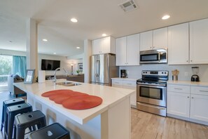 House (4 Bedrooms) | Private kitchen - Scottsdale Vacation Home w/ Pool: 2 Mi to Old Town (Scottsdale)