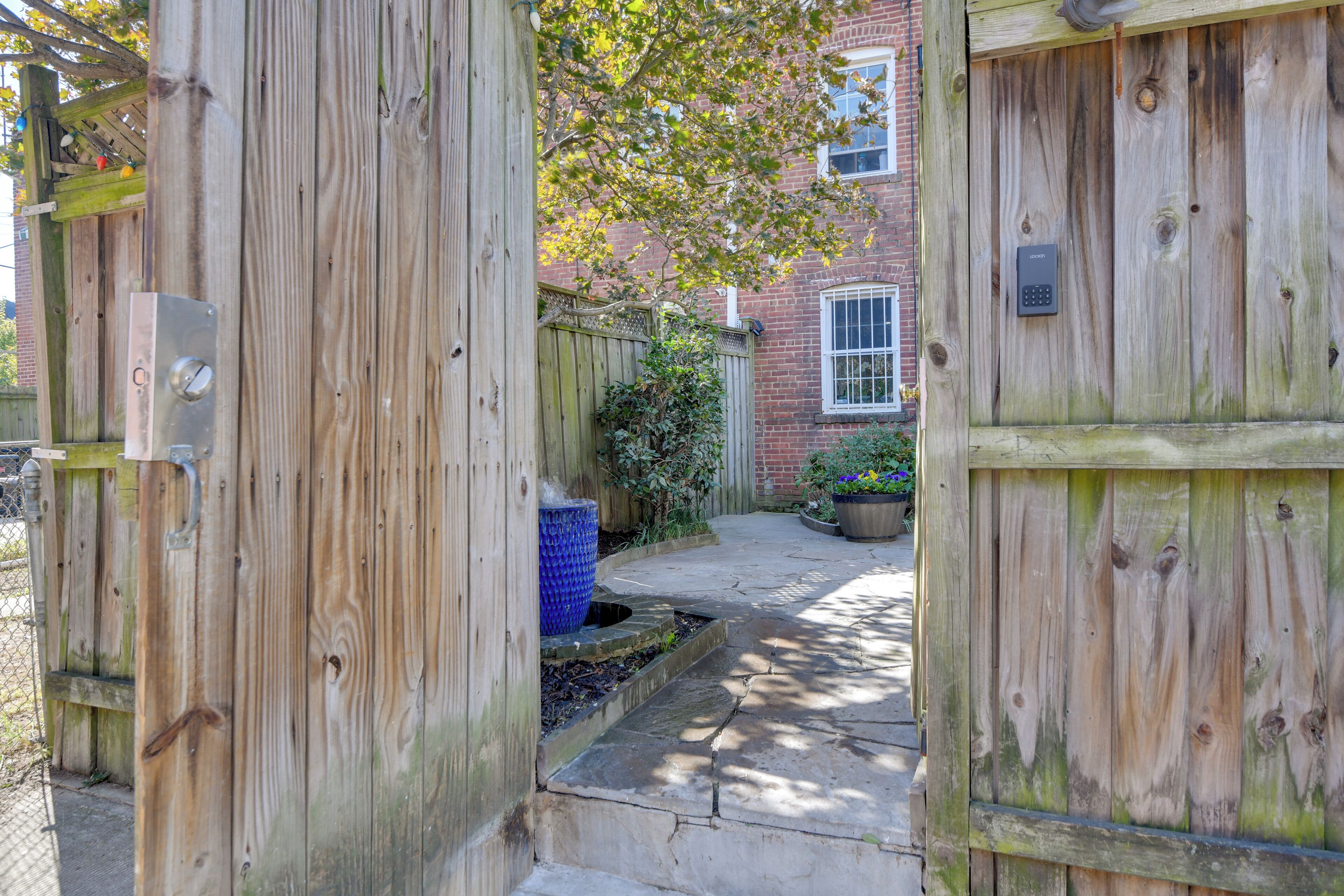 Apartment (0 Bedroom) | Interior