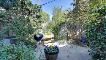 Apartment (0 Bedroom) | Bahagian dalam