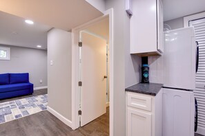 Apartment (0 Bedroom) | Interior