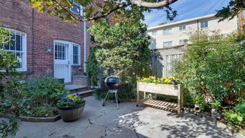 Apartment (0 Bedroom) | Interior