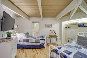 House (4 Bedrooms) | Interior - Beech Mountain Cabin w/ Hot Tub: 1 Mi to Slopes! (Banner Elk)