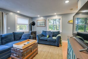 House (4 Bedrooms) | Interior - Gilford Getaway w/ Mountain Views & Fire Pit! (Gilford)