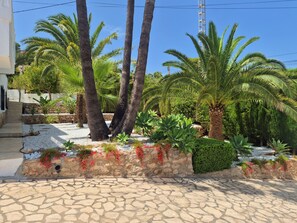 Property grounds - Schöne Villa für 10 pax in der Nähe von Moraira mit Privatem Pool und Meerblick (Teulada)