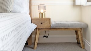 1 soverom, skrivebord, strykejern/-brett og wi-fi (inkludert)