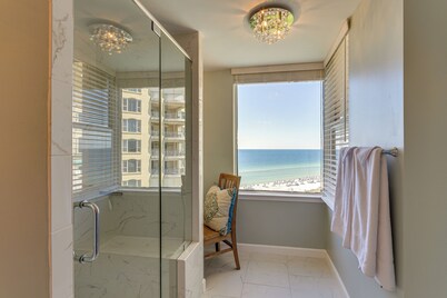 Perdido Key Condo w/ Ocean-view Balcony!