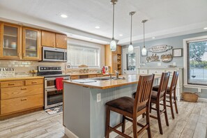 House (3 Bedrooms) | Interior - Monticello Vacation Rental w/ Private Boat Dock! (Monticello)